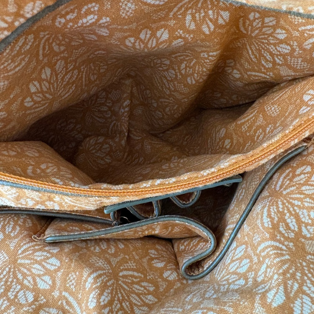 HOBO Leather Tote, Sage Green - Picture 15 of 16